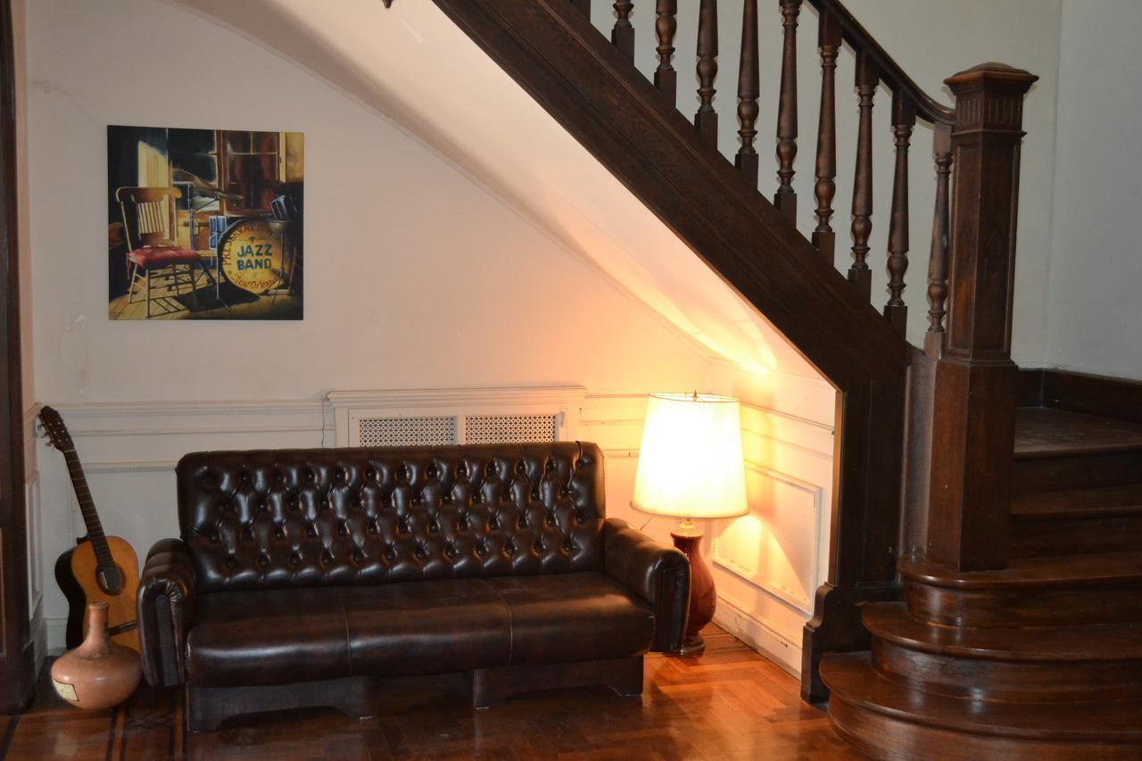 Be King Hostel Росарио Экстерьер фото