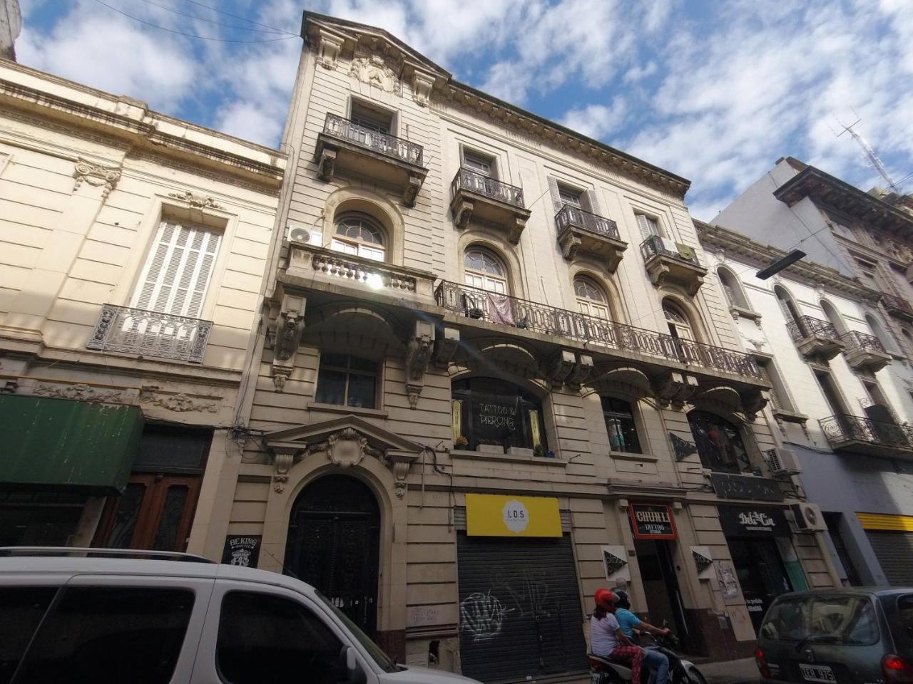 Be King Hostel Росарио Экстерьер фото